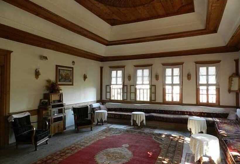 ホテル Selvili Kosk