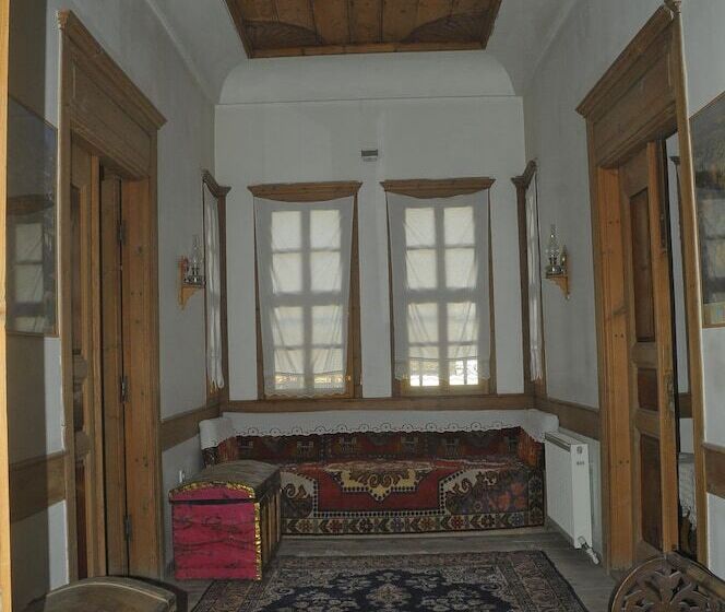 ホテル Selvili Kosk