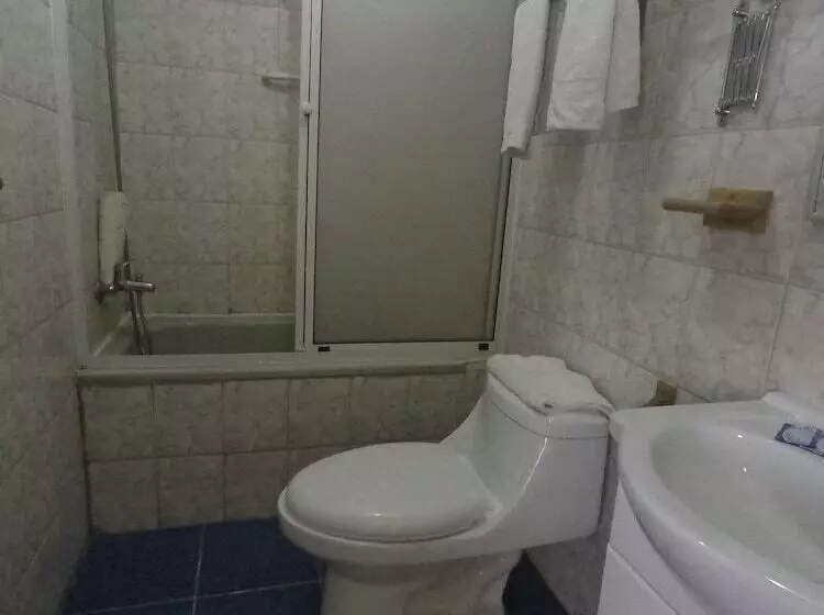 ホテル Ventura Chillan