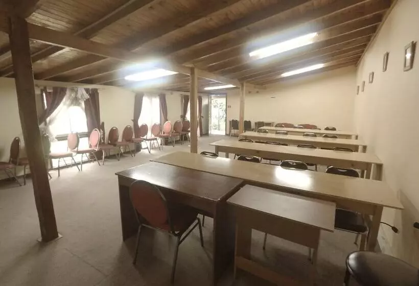 ホテル Ventura Chillan