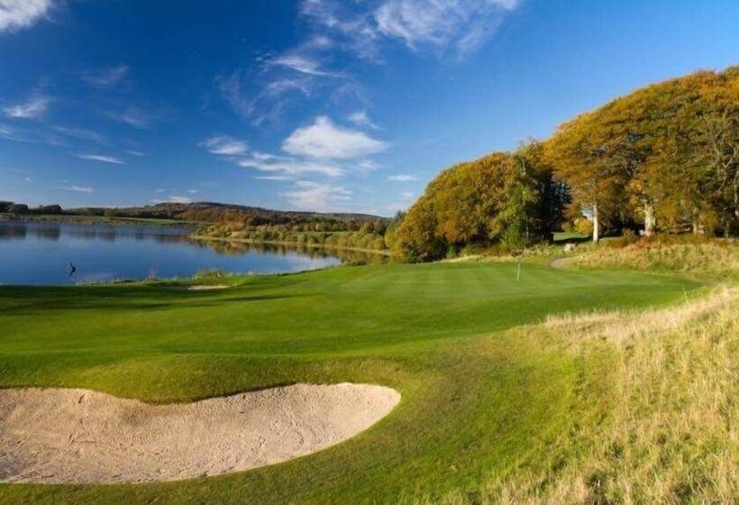 Lakeview Lodge Bed And Breakfast