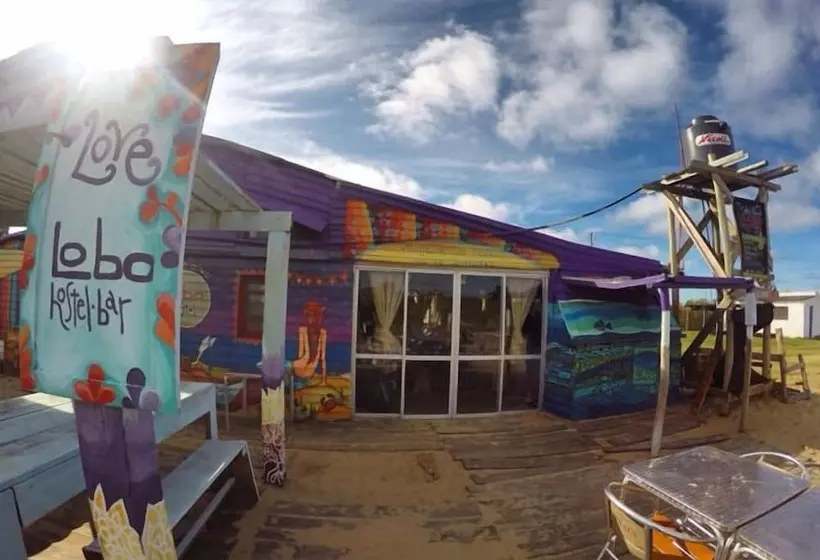 Lobo Hostel Bar