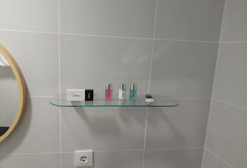 ペンション Hostal Creus