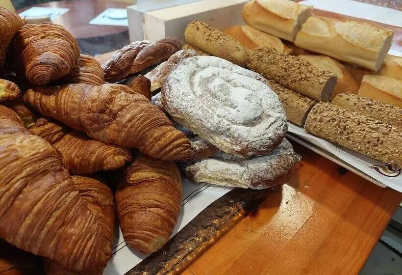 Majatalo Hostal Creus