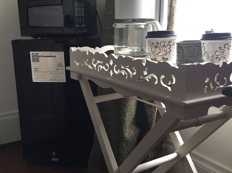 پانسیون John Thomas Bed And Bath