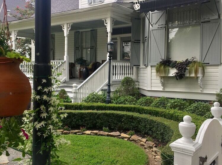 پانسیون John Thomas Bed And Bath