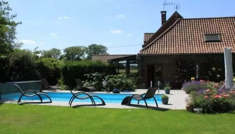 Majatalo Les Peupliers