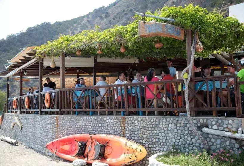 Majatalo Paralia Guest House