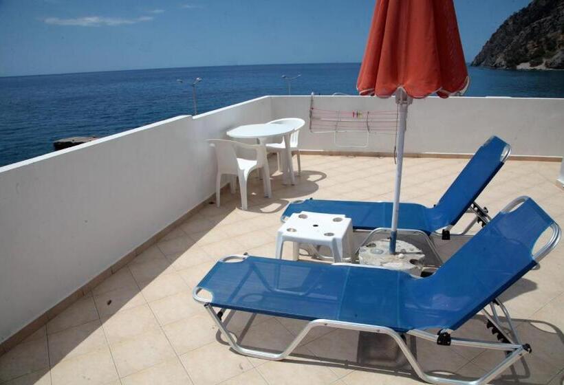 Пансион Paralia Guest House