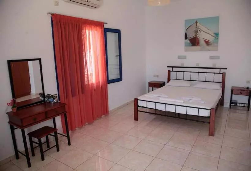 Majatalo Paralia Guest House
