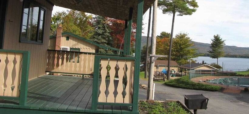 Treasure Cove Resort Motel