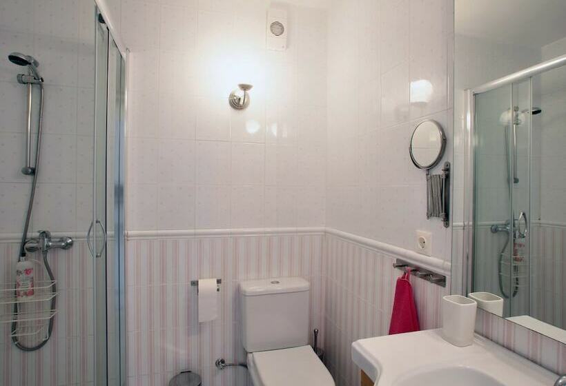 Your Vacation Retreat Right On The Beach