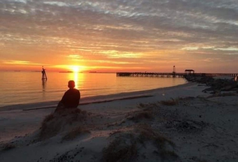 Alyssa House Bed & Breakfast