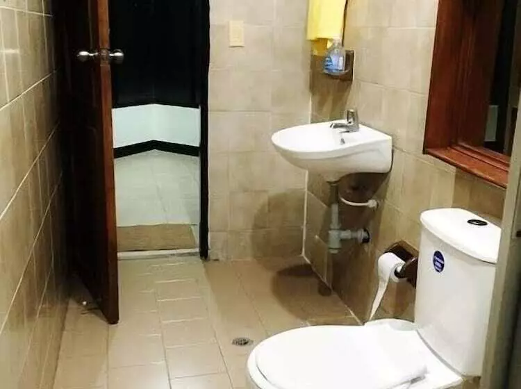 Bananas Hostel