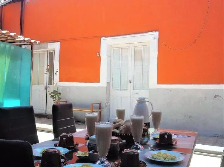 تختخواب و صبحانه Casona Moya