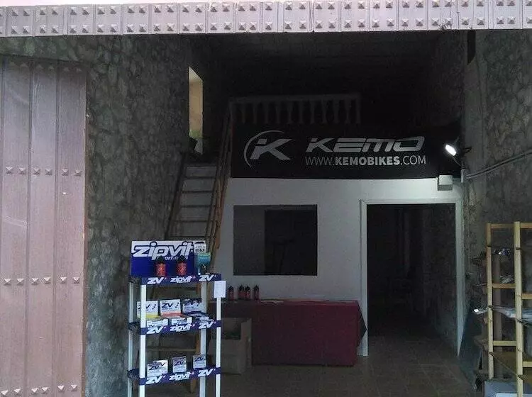 Aamiaismajoitus (B&B) Tramuntana Suites