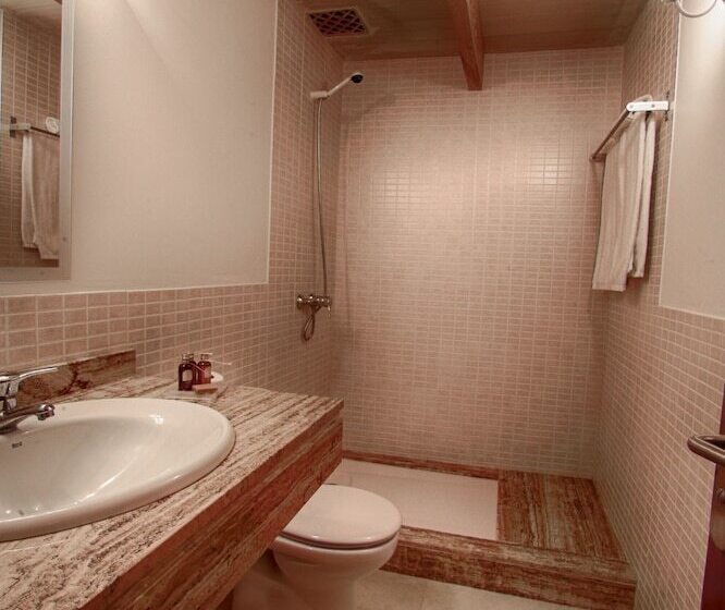 تختخواب و صبحانه Tramuntana Suites