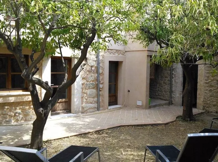 Aamiaismajoitus (B&B) Tramuntana Suites