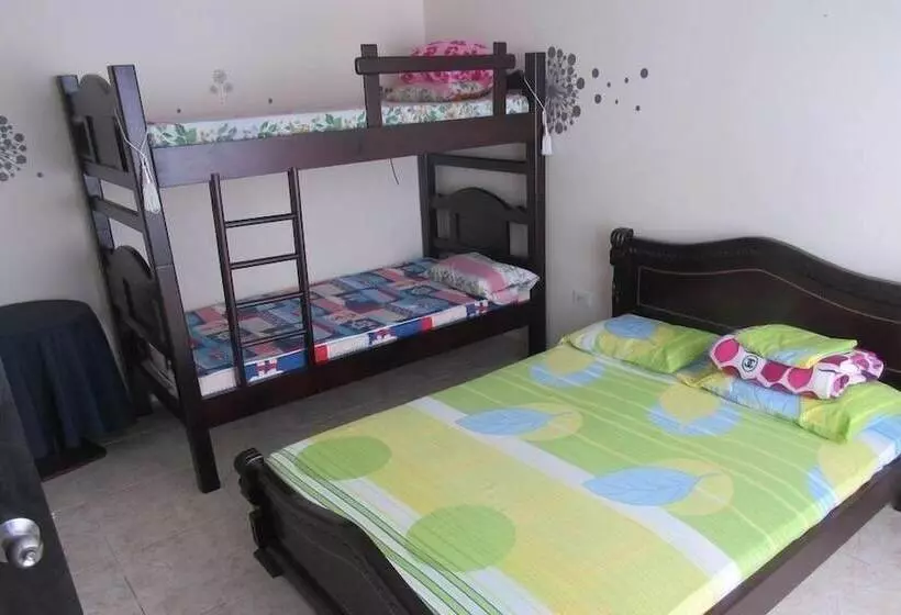 Casa Cacique Hostel