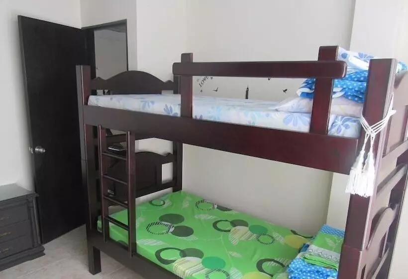 Casa Cacique Hostel