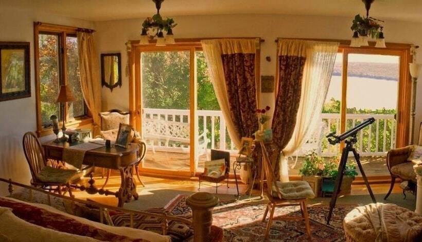 Cayuga lake inn Ithaca Hotel alt