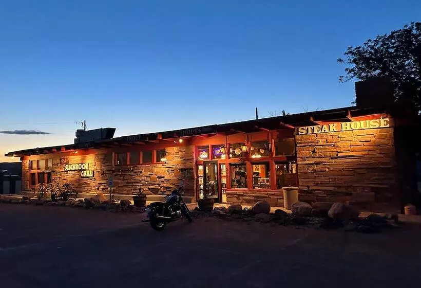 Dukes Slickrock Campground & Rv Park