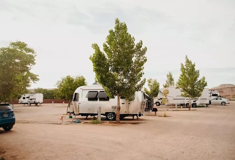 Dukes Slickrock Campground & Rv Park