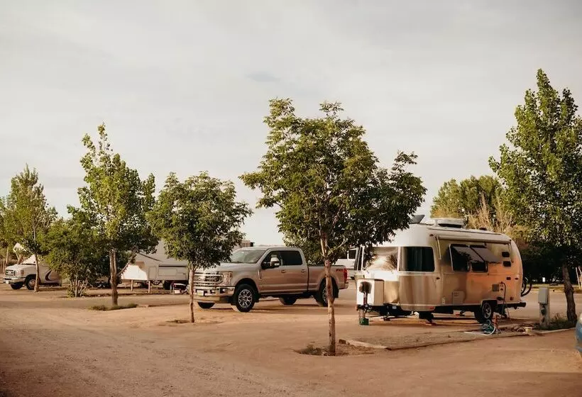 Dukes Slickrock Campground & Rv Park