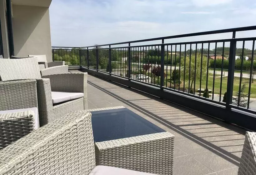 Garden Hotel Medical & Spa