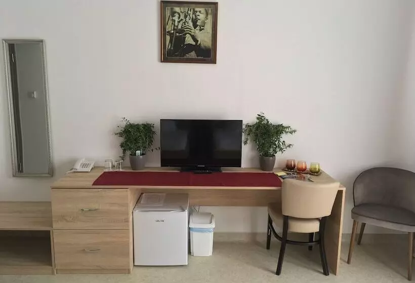 Garden Hotel Medical & Spa