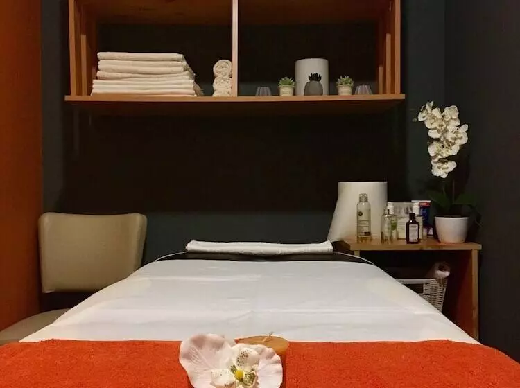 Garden Hotel Medical & Spa