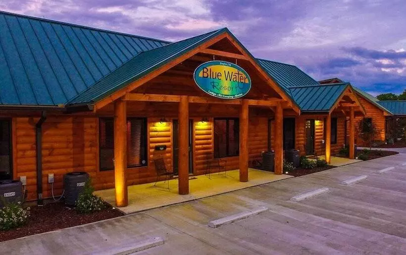 Hotelli Blue Water Resort