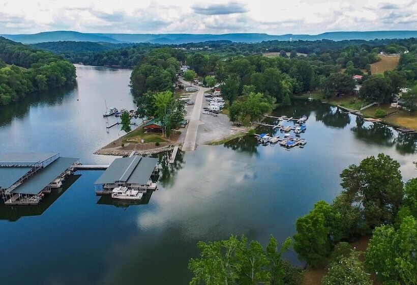 酒店 Blue Water Resort