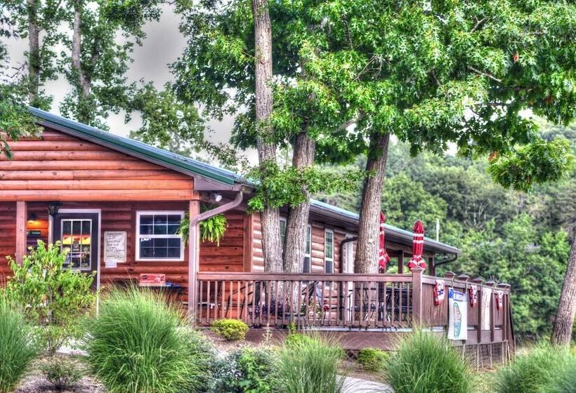 酒店 Blue Water Resort