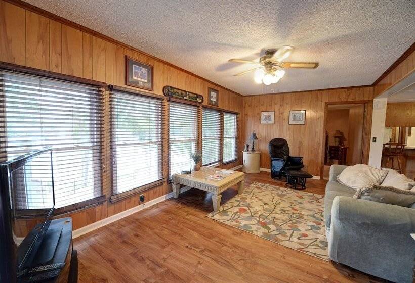 酒店 Blue Water Resort