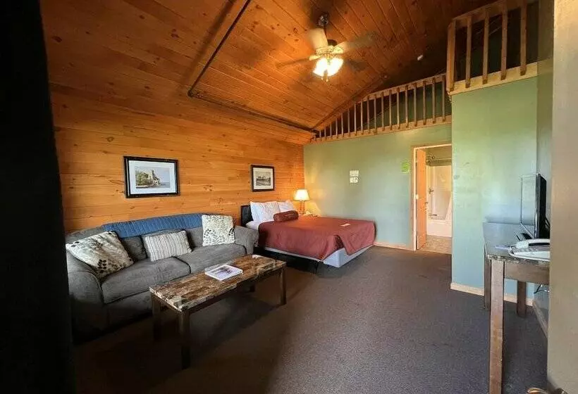 Hotelli Bluff Point Golf Resort