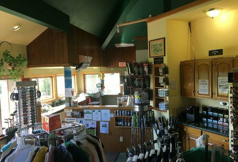 Otel Bluff Point Golf Resort