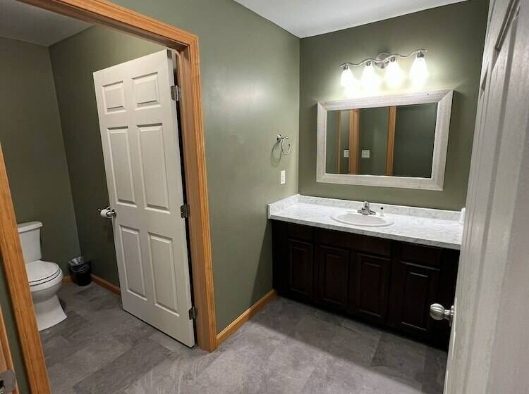 Otel Bluff Point Golf Resort