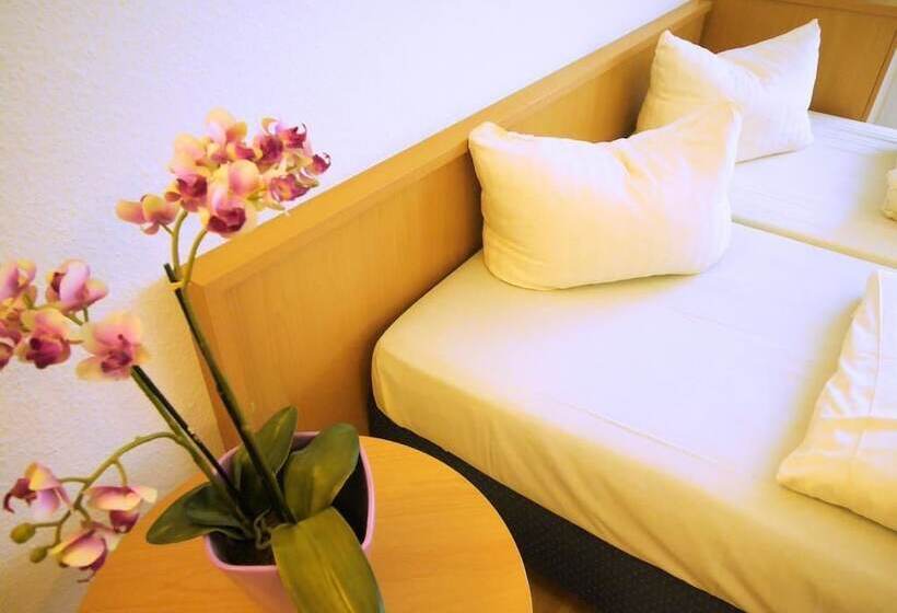 Hotel Boardinghouse Hähn