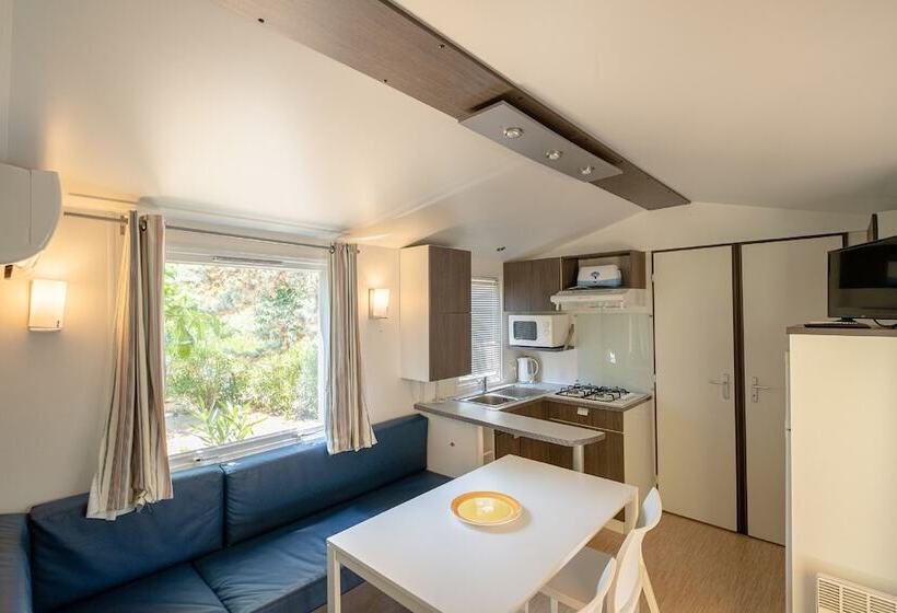 فندق Camping Parc Des Monges