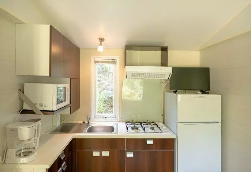 Hotelli Camping Parc Des Monges