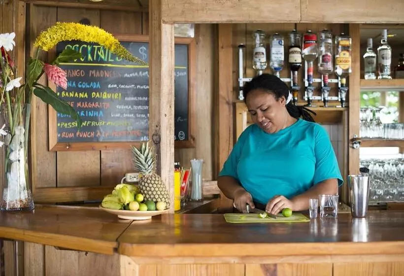 هتل Castara Retreats