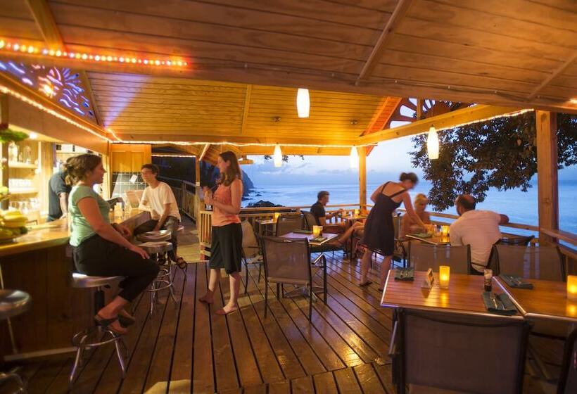 فندق Castara Retreats