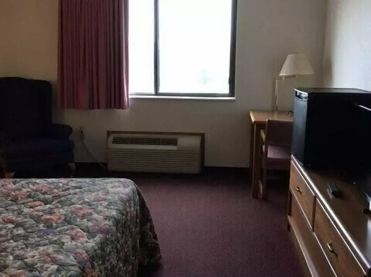 Hotelli Clarion Hometown Inn