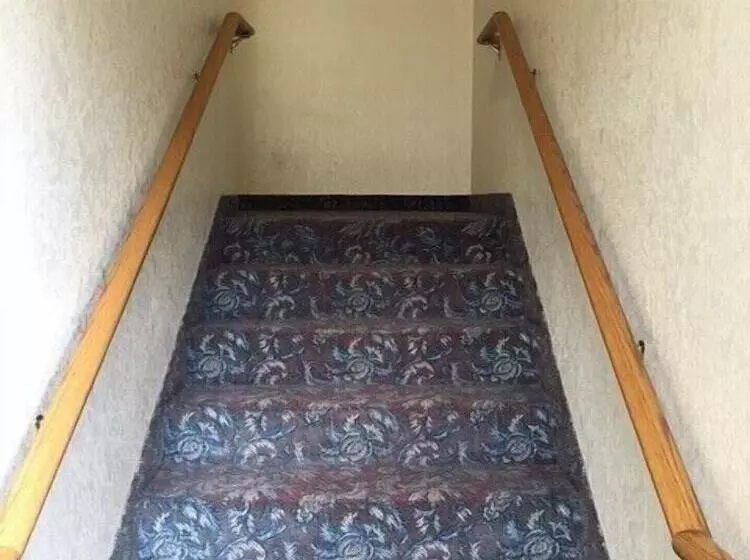 Hotelli Clarion Hometown Inn