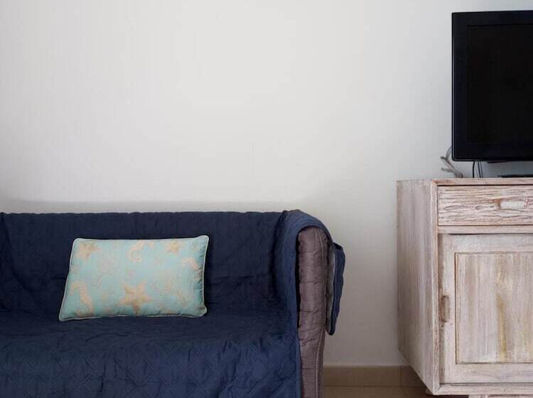 هتل Estudio Gavota