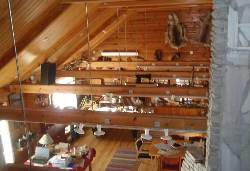 Hotelli Holiday Village Kuukiuru