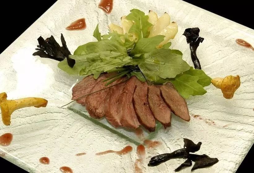 Hotelli Hôtel De Paris Et De La Poste