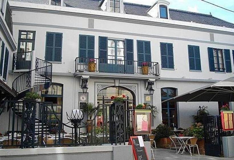 ホテル Hôtel De Paris Et De La Poste