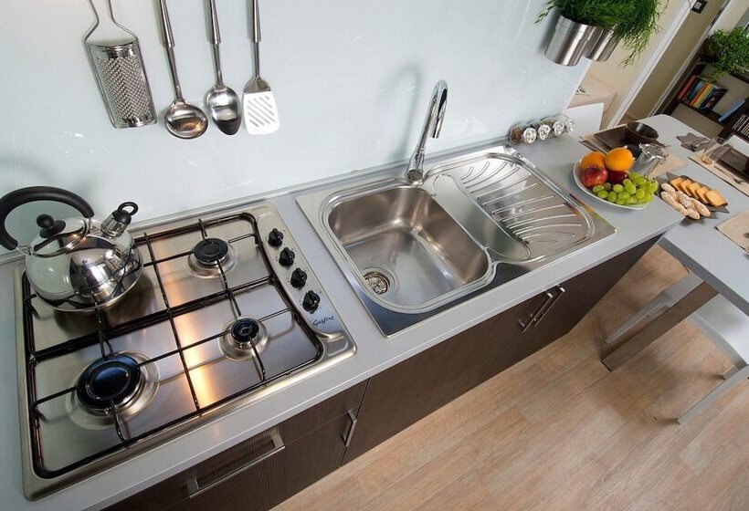 هتل Isola Dei Gabbiani Land Of Water